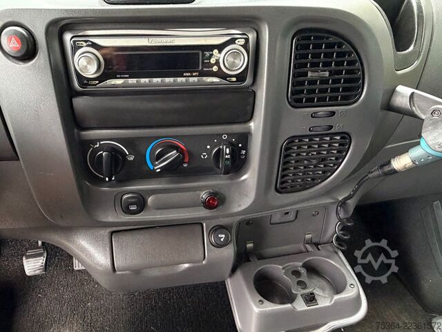 Minibus FORD Transit 2.0 TdCi 74 Kw L2H3 9 Sitze+Lift+Klima
