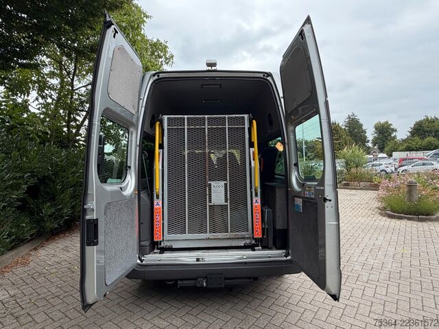 Minibus FORD Transit 2.0 TdCi 74 Kw L2H3 9 Sitze+Lift+Klima