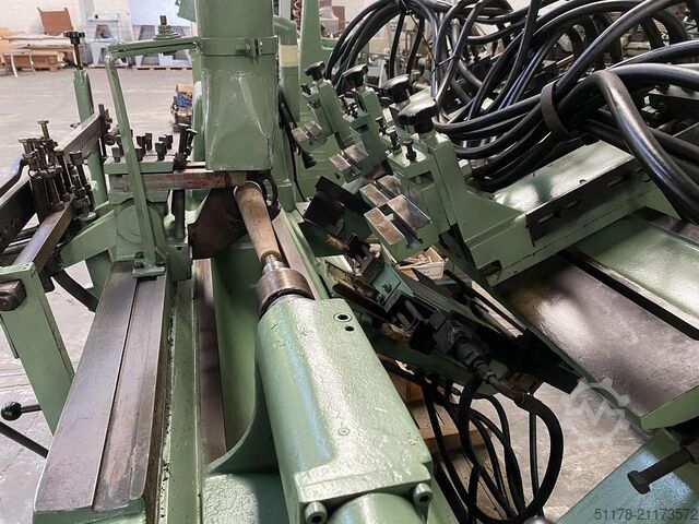 OMA 90/A Torno para madera automático con alimentador, longitud máxima de pieza 900 mm OMA OMA 90/A