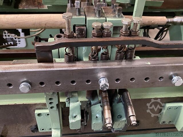 OMA 90/A Torno para madera automático con alimentador, longitud máxima de pieza 900 mm OMA OMA 90/A