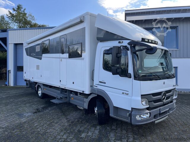 Autocarro per camper Mercedes-Benz Atego 818