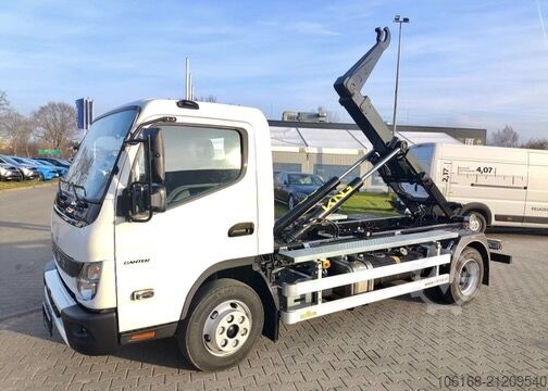 Roll-off tipper truck Fuso Canter 9C18 Abrollkipper