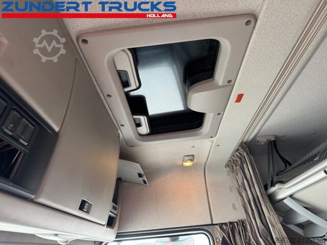 Standard-SZM DAF XF 460 SPACECAB, HANDGESCHAKELD