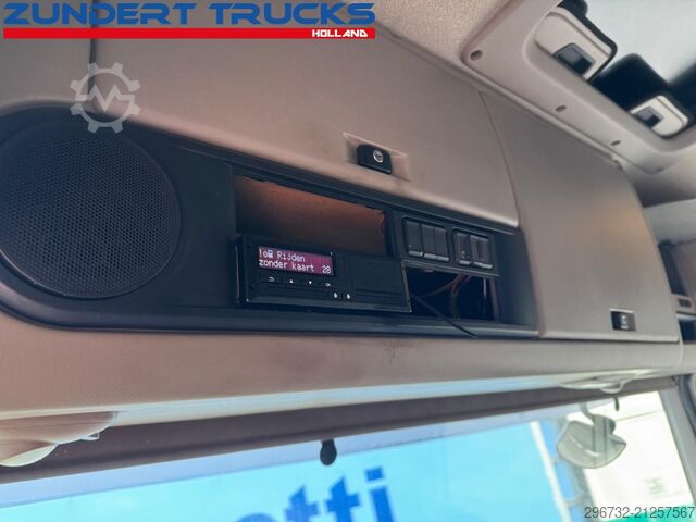 Standard-SZM DAF XF 460 SPACECAB, HANDGESCHAKELD