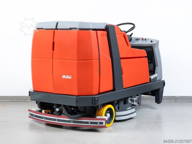 SZOROWARKA HAKO B310 R NOWA BATERIA Hako Scrubmaster B310 R TB1020 - 2017y - 270h