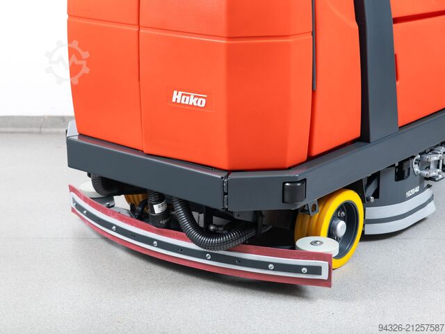 SZOROWARKA HAKO B310 R NOWA BATERIA Hako Scrubmaster B310 R TB1020 - 2017y - 270h