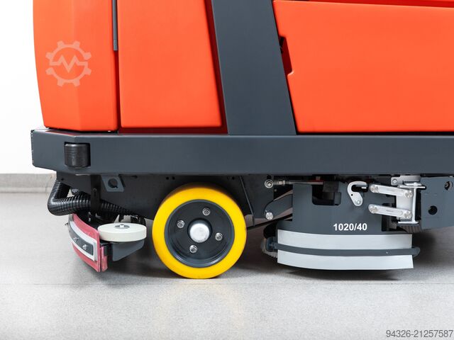 SZOROWARKA HAKO B310 R NOWA BATERIA Hako Scrubmaster B310 R TB1020 - 2017y - 270h