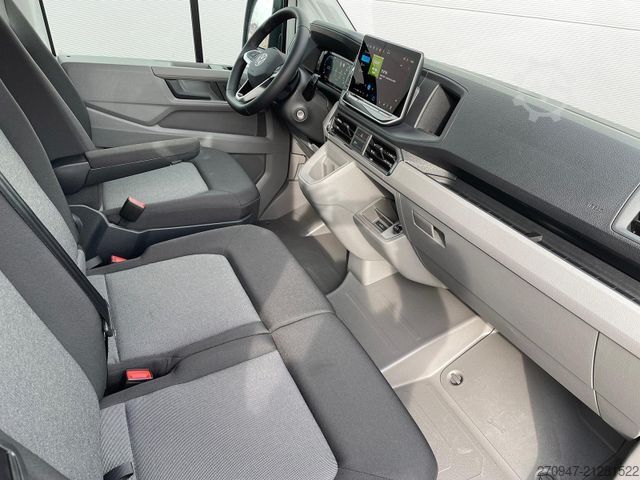 Pick-up van VOLKSWAGEN Crafter Pritsche 35 DOKA MR 4M TEMP KLIMA AHK