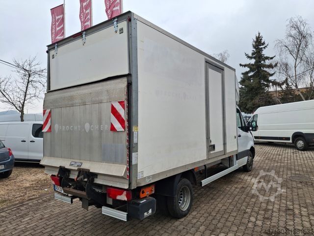 Furgon skrzyniowy MERCEDES-BENZ Sprinter III Pritsche RWD/AWD 511/514/516 CDI RW