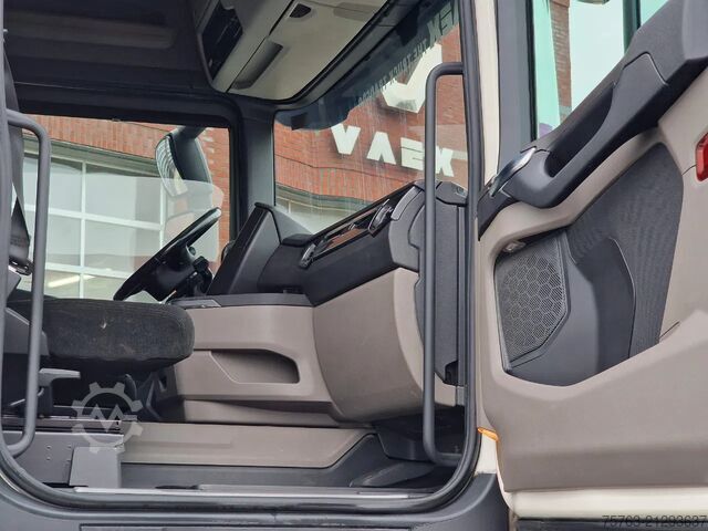 Kamion za otkači Scania R500 NGS 6x2*4 - Food tipper 4 compartments - L...