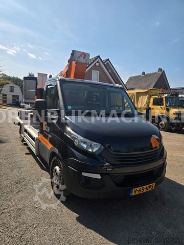 Radna platforma montirana na kamionu IVECO 35S14