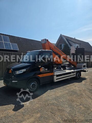 Radna platforma montirana na kamionu IVECO 35S14