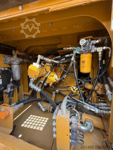 Rupsgraver CATERPILLAR 330 F