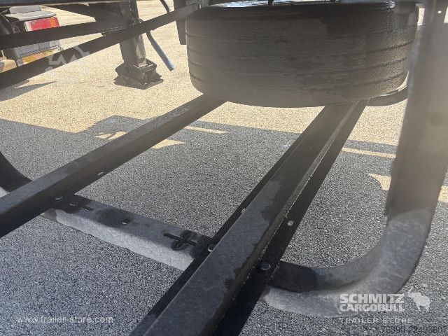 Semi-reboque aberto com lona Schmitz Cargobull Semitrailer Curtainsider Standard