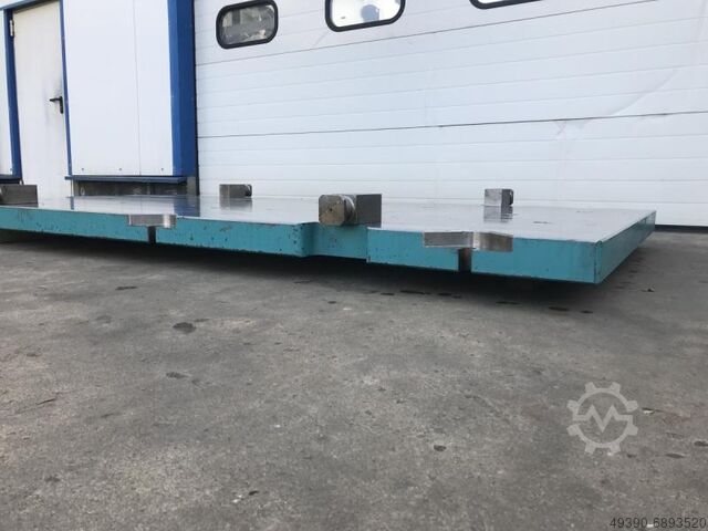 Straightening and welding plate made of steel, solid material; Machined steel plate from a tool fram  2980 x 1580 x 94