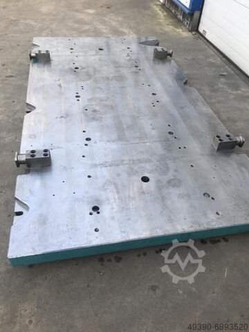 Straightening and welding plate made of steel, solid material; Machined steel plate from a tool fram  2980 x 1580 x 94