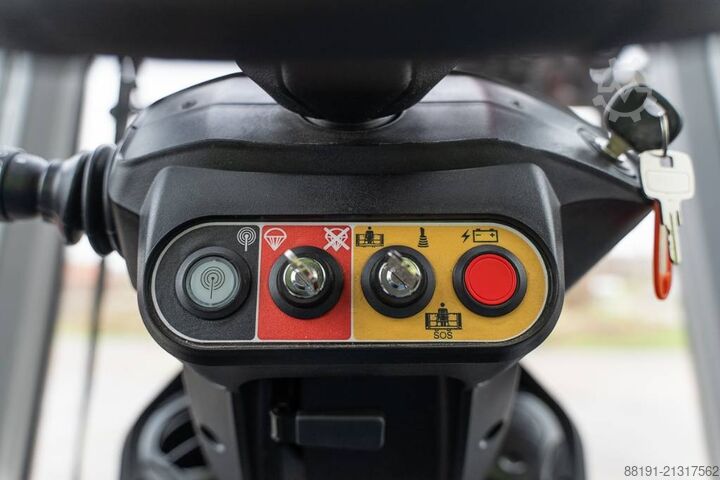 Telescopische lader Manitou MRT 1845