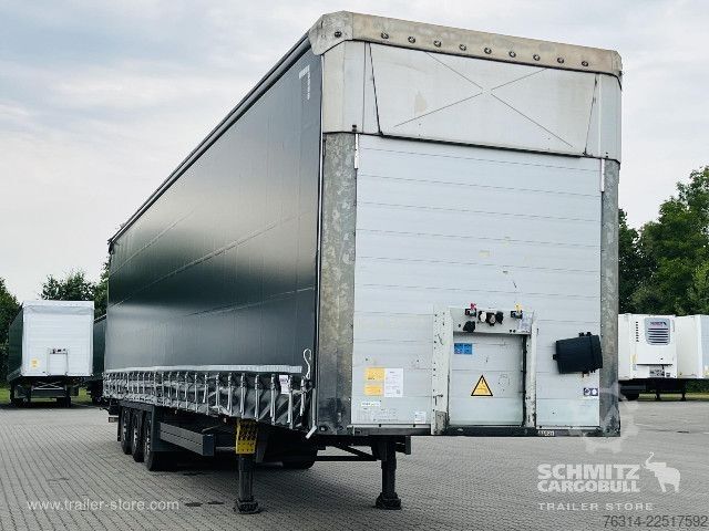 Semiremorcă deschisă cu prelată Schmitz Cargobull Curtainsider Mega Getränke
