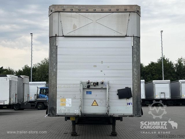 Semiremorcă deschisă cu prelată Schmitz Cargobull Curtainsider Mega Getränke