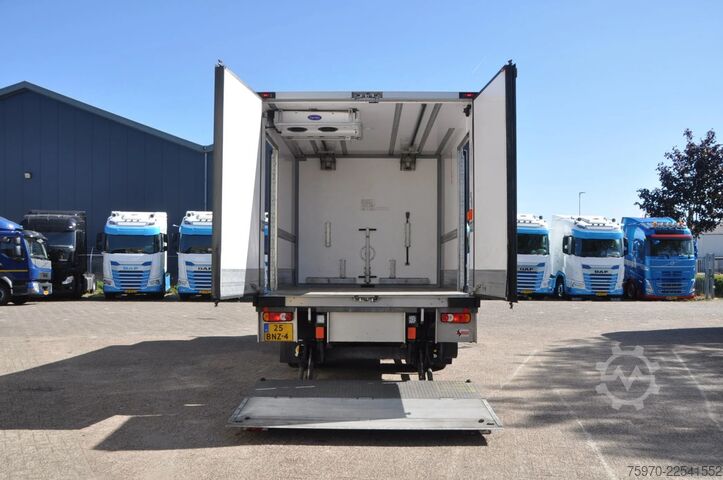 Gekoeld/bevroren transport Volvo FL 250 CARRIER SUPRA 850 Mt D+E / DHOLLANDIA / ...