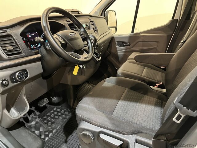 Dobozos furgon Ford Transit 350 2.0 TDCI L3H2 Trend 130 PK Automaat...
