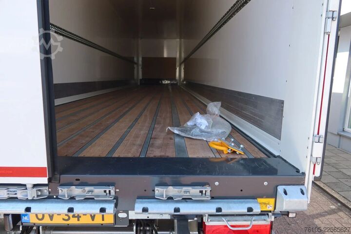 Koffer Wielton 3 Asser. Gesloten met Dhollandia klep 2500 kg L...