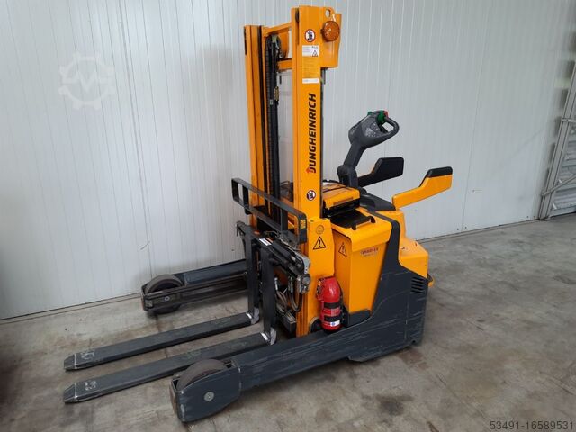 Hoogheffende truck Jungheinrich ERV308