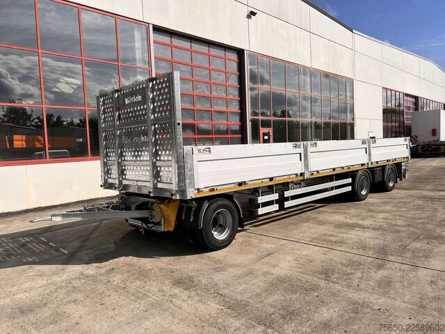 Reboque aberto Möslein T 3 Plato 9 m  3 Achs Jumbo- Plato- Anhänger 9 m, Mega