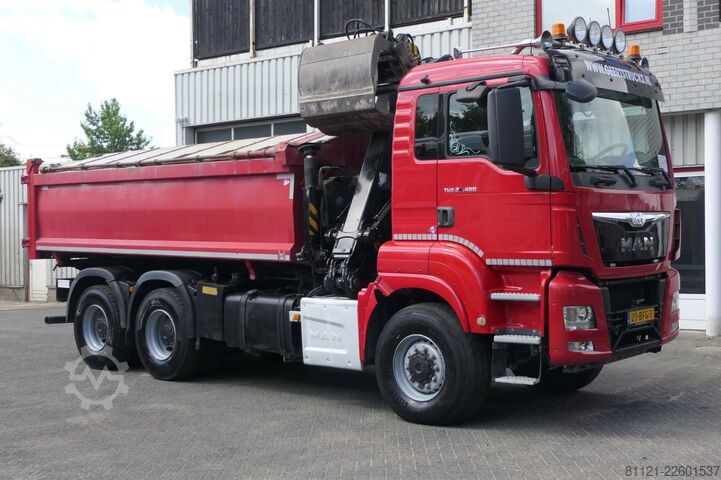 Camião basculante com grua MAN TGS 26.480 | 6X6 | 2 Side Tipper + Hydraulic du...