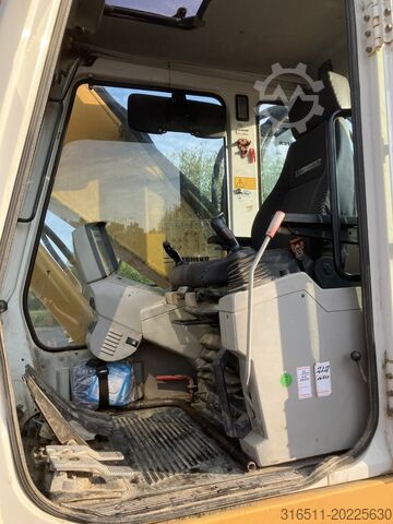 Pelle sur chenilles Liebherr R914 HDSL