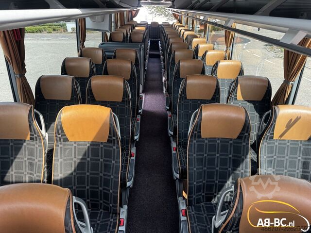 Távolsági autóbusz MERCEDES-BENZ Tourismo, 64 Seats