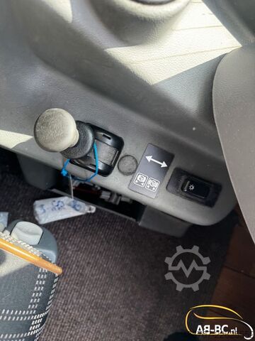 Távolsági autóbusz MERCEDES-BENZ Tourismo, 64 Seats