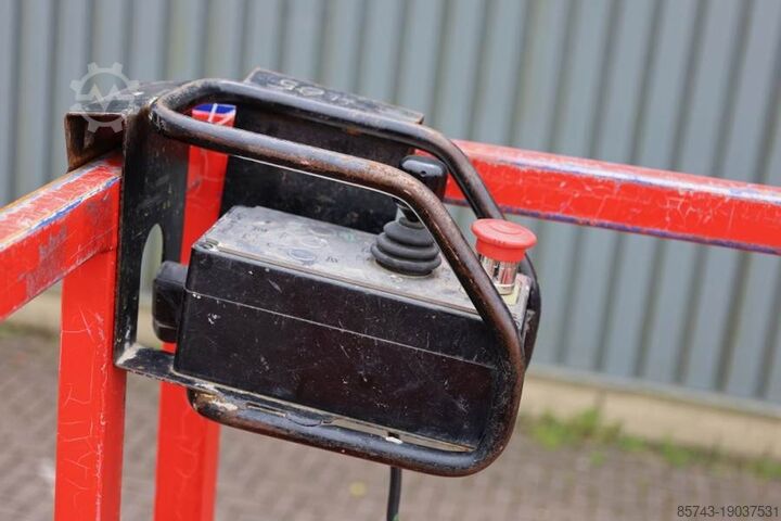 Elevador de tesoura Holland Lift Ecostar HL-7814 Electric, 10m Working Height, 450k