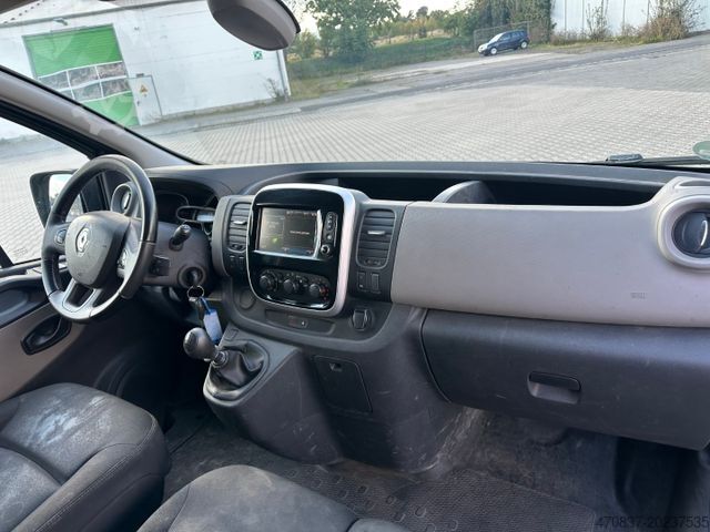 Fourgon tôlé RENAULT Trafic 1,6 / Einspritzung defekt / Klima