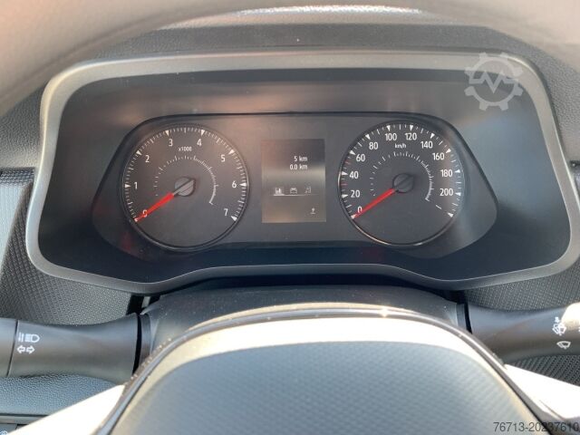 Duba panelată Renault Trafic Komfort L1H1 3,0t Blue dCi 130 GJR+LED