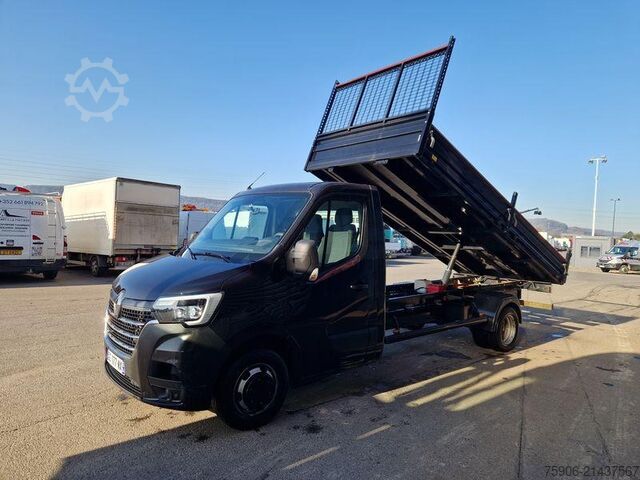 Customized vans / tailored solutions Renault Master Propulsion