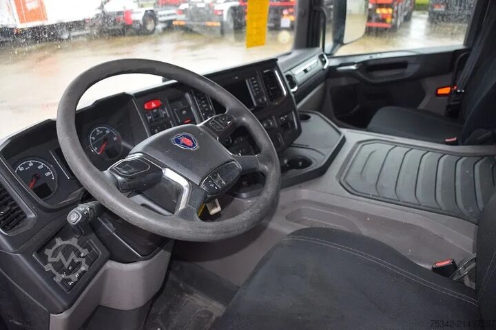 Resväska Scania P280