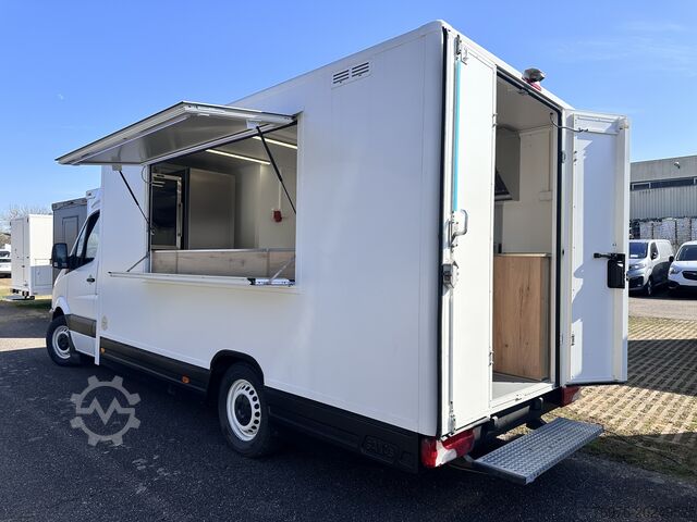 Καρότσι πωλήσεων / φορτηγό τροφίμων Mercedes-Benz Foodtruck, Imbisswagen, Food Truck mit neuer Küche und Ausstattung