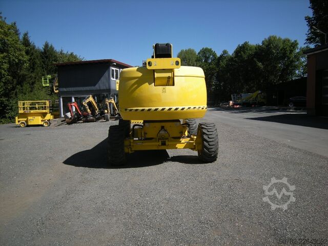 Teleszkópos munkaállvány JLG 660SJ