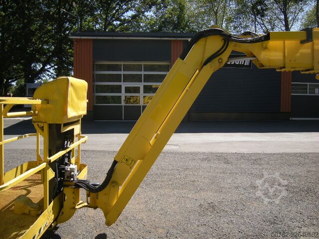 Teleszkópos munkaállvány JLG 660SJ