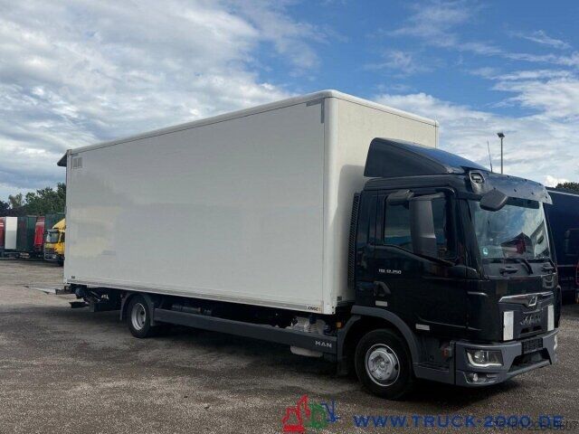 Autocamion cu caroserie tip cutie MAN TGL 12.250 Koffer 7.20m Ladebordwand1.5t. 1.Hand