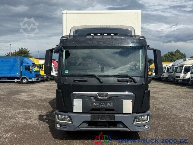 Autocamion cu caroserie tip cutie MAN TGL 12.250 Koffer 7.20m Ladebordwand1.5t. 1.Hand