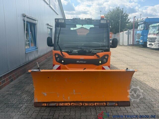 Dubă cu acoperiș înalt Multicar M 31 C 4x4 Kipper + Winterdienst Streuer Schild