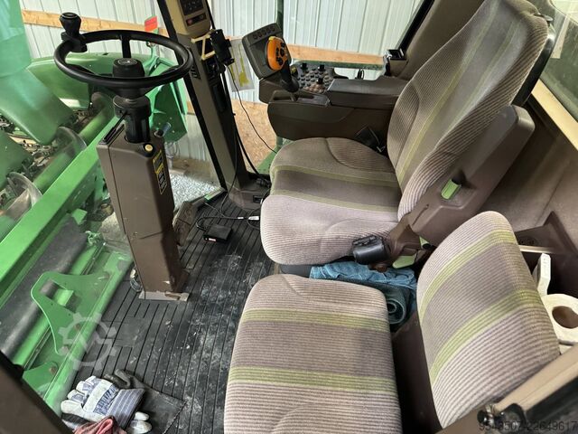 Moissonneuse-batteuse John Deere 9770 STS