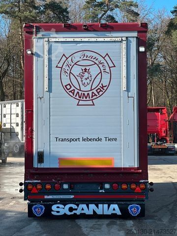 Hästtransportsläp MENKE-JANZEN DA20 4.Stock m. Aggregat Hubdach Tränke Rampe