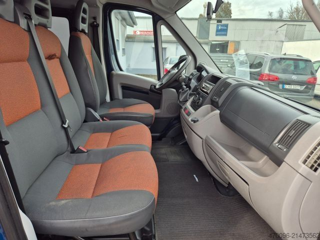 Minibuss FIAT Ducato Kombi 30 100*9-Sitzer*AHK 2500KG*