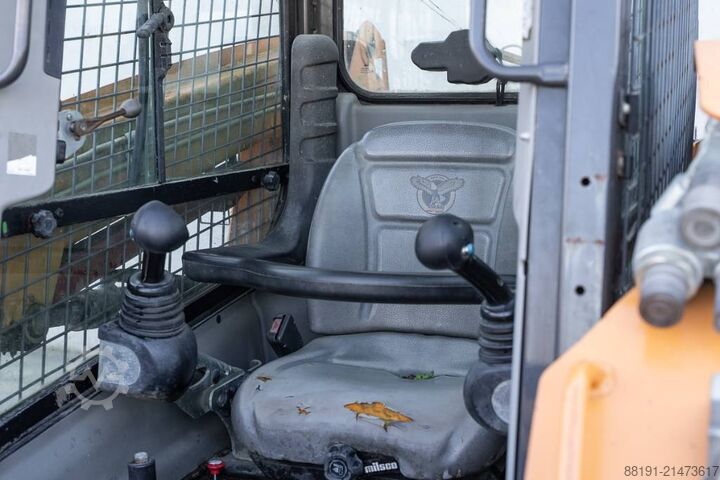 Cargadora de orugas CASE TR 270