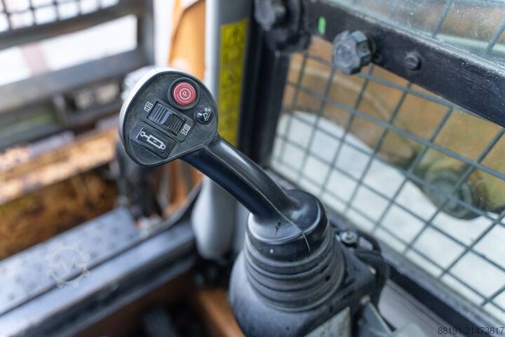 Cargadora de orugas CASE TR 270