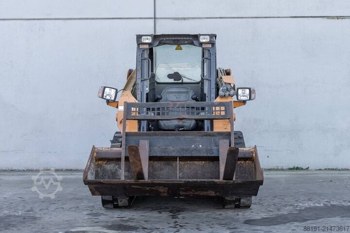 Cargadora de orugas CASE TR 270