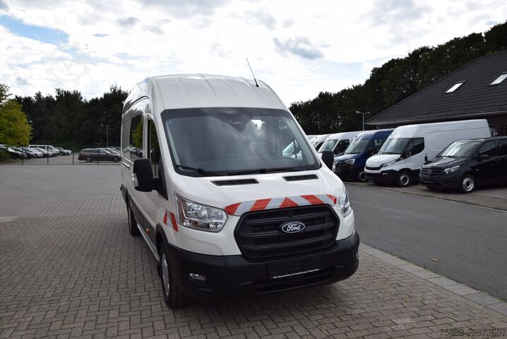 Furgão de teto alto Ford Transit  350 L4 Trend DOKA 6-Sitzer Maxi AHK